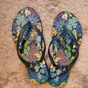 Vera Bradley Blue and Green Floral Sandals